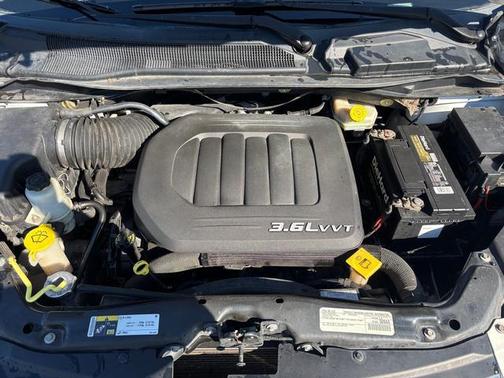 2016 Chrysler Town & Country Limited Platinum