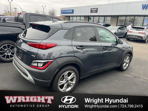 2022 Hyundai KONA SEL