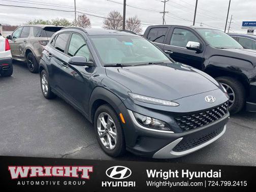2022 Hyundai KONA SEL