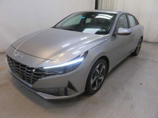 2022 Hyundai ELANTRA Limited