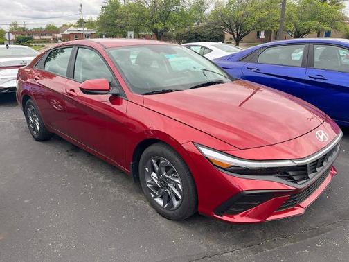 2024 Hyundai ELANTRA HEV Blue