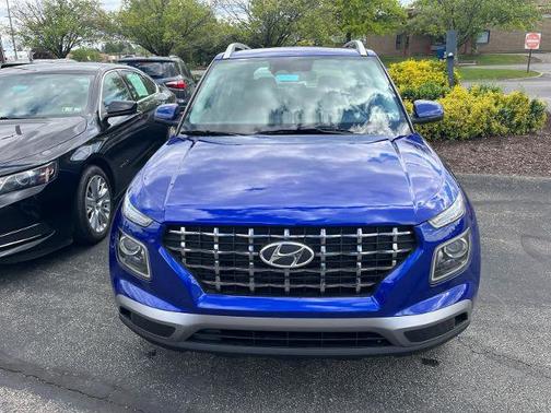 2024 Hyundai VENUE SEL