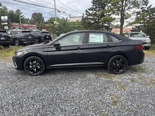 2026 Volkswagen Jetta 1.4T SE