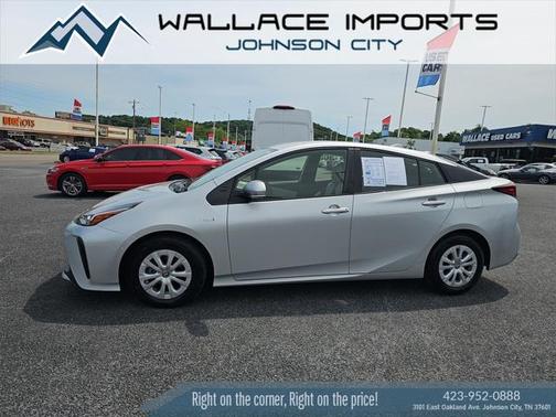 2021 Toyota Prius LE
