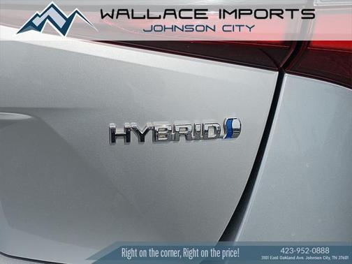 2021 Toyota Prius LE