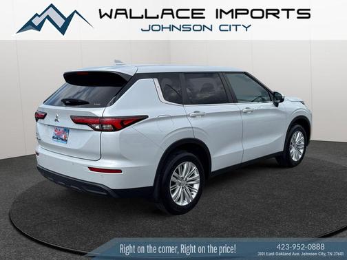 White Diamond 2024 Mitsubishi Outlander ES S-AWC