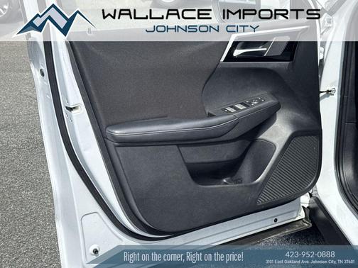 White Diamond 2024 Mitsubishi Outlander ES 2.5 S-AWC