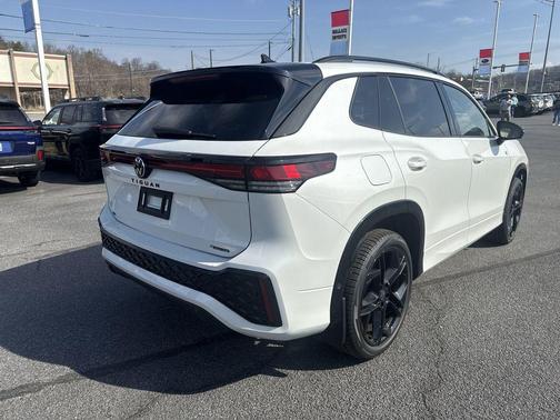 opal white pearl 2026 Volkswagen Tiguan 2.0T SE R-Line Black 4MOTION