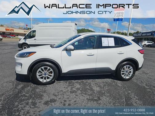 2020 Ford Escape SE