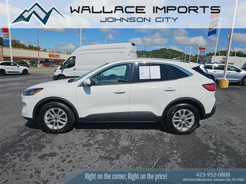 2020 Ford Escape SE