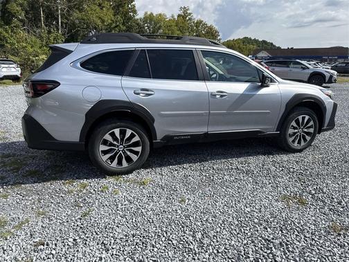 2025 Subaru Outback Limited XT