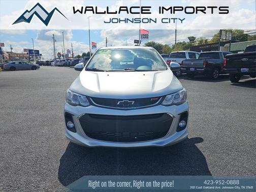 2020 Chevrolet Sonic FWD Sedan LT