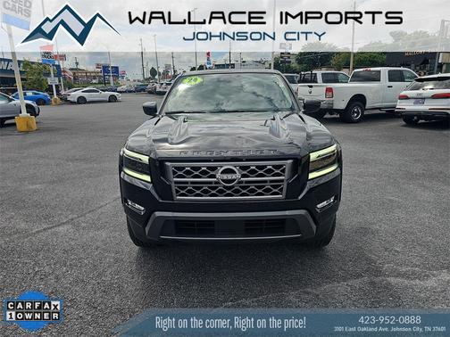 2024 Nissan Frontier SL