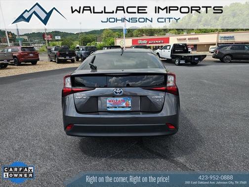 2022 Toyota Prius XLE