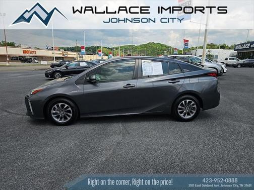 2022 Toyota Prius XLE