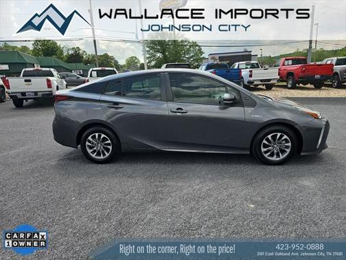 2022 Toyota Prius XLE