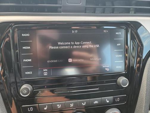 2020 Volkswagen Passat 2.0T SE
