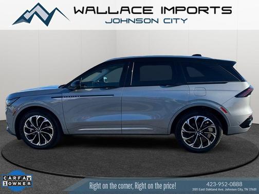 Gray Metallic 2024 Lincoln Nautilus Reserve