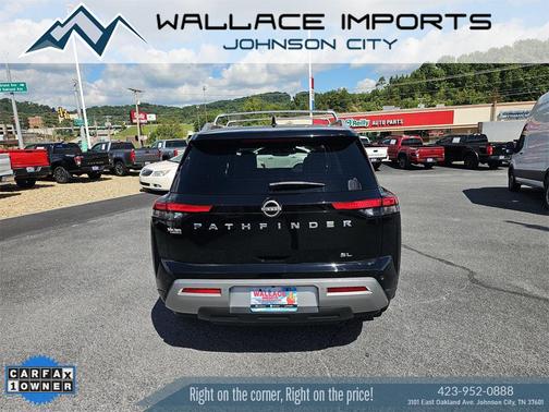 2022 Nissan Pathfinder SL 2WD