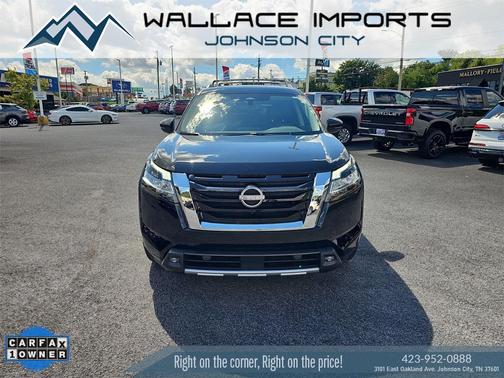 2022 Nissan Pathfinder SL 2WD