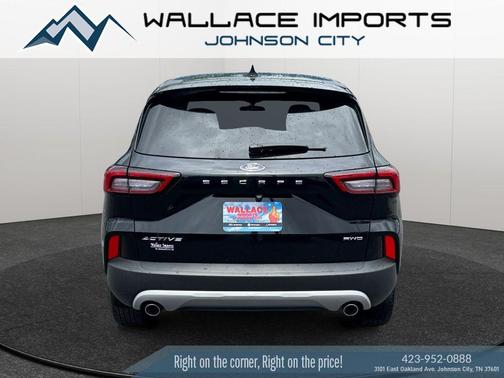 Agate Black Metallic 2024 Ford Escape Active