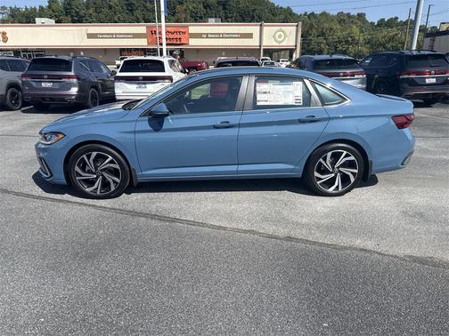 2025 Volkswagen Jetta 1.5T SEL