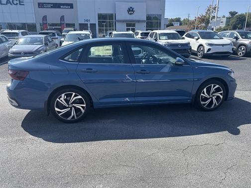 2025 Volkswagen Jetta 1.5T SEL