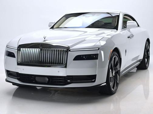 Arctic White 2025 Rolls-Royce Spectre