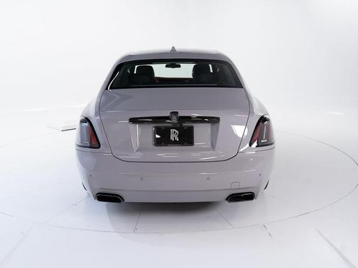 2025 Rolls-Royce Ghost Black Badge