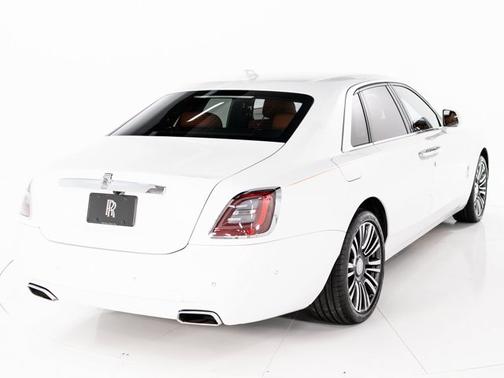2023 Rolls-Royce Ghost