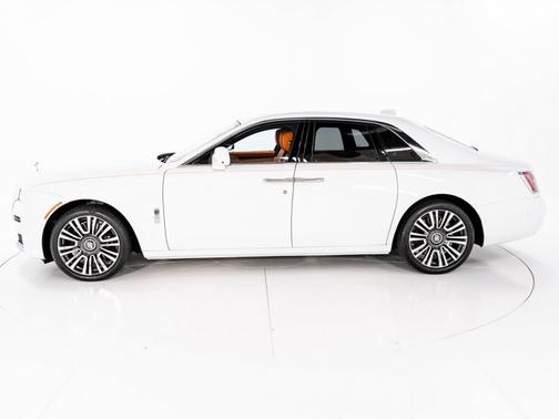 2023 Rolls-Royce Ghost