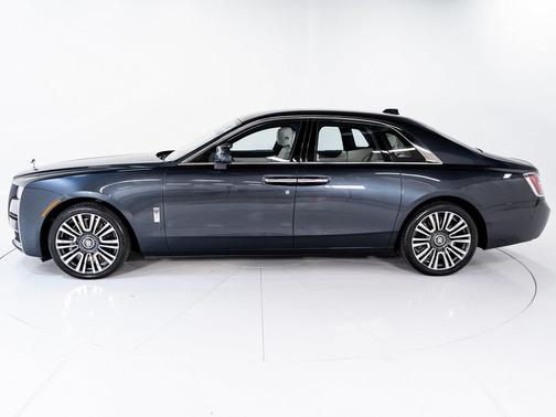 2022 Rolls-Royce Ghost