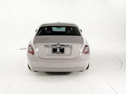 2022 Rolls-Royce Ghost
