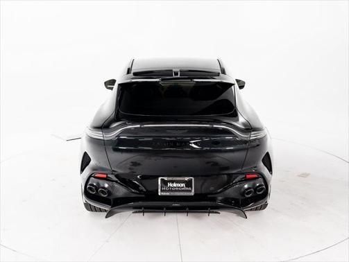 2025 Aston Martin DBX 707
