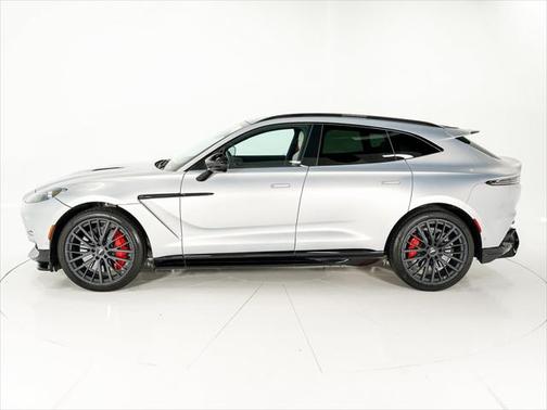 2024 Aston Martin DBX 707