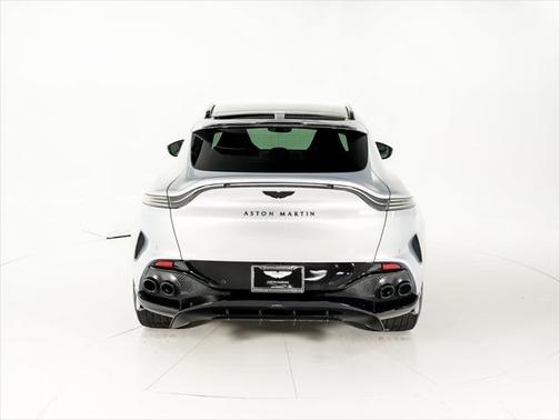 2024 Aston Martin DBX 707