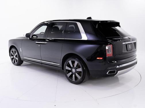 2024 Rolls-Royce Cullinan 