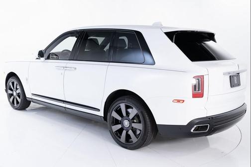 2022 Rolls-Royce Cullinan 