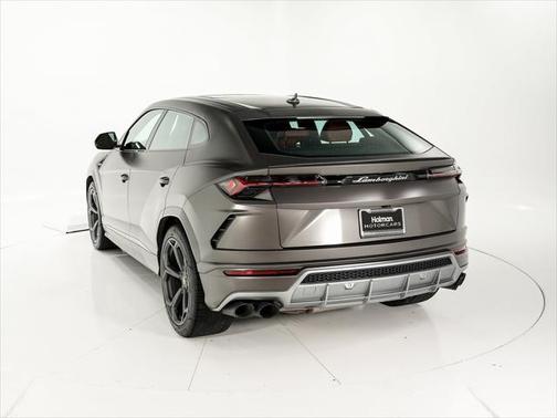 2022 Lamborghini Urus