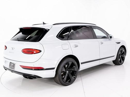 2023 Bentley Bentayga V8