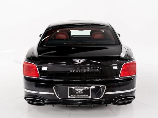 2025 Bentley Flying Spur Speed