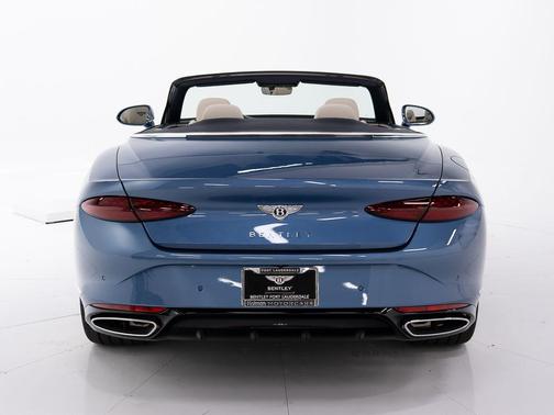 Portofino 2026 Bentley Continental GT Base