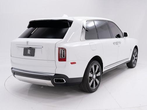 2024 Rolls-Royce Cullinan 