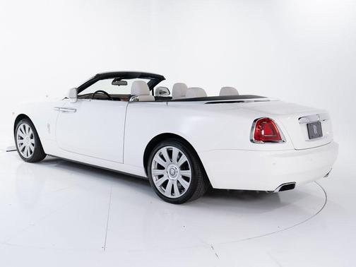 2018 Rolls-Royce Dawn 