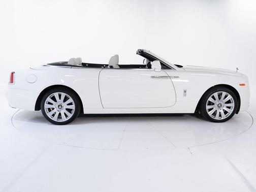 2018 Rolls-Royce Dawn 