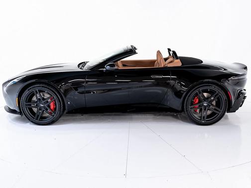 2026 Aston Martin Vantage Roadster