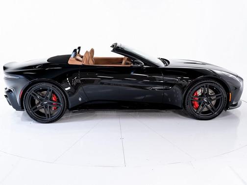 2026 Aston Martin Vantage Roadster