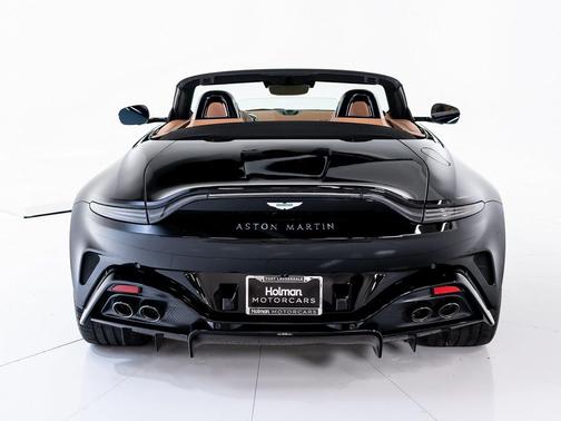 2026 Aston Martin Vantage Roadster