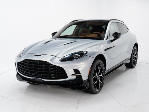 2026 Aston Martin DBX 707