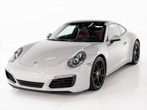 2019 Porsche 911 Carrera 4S